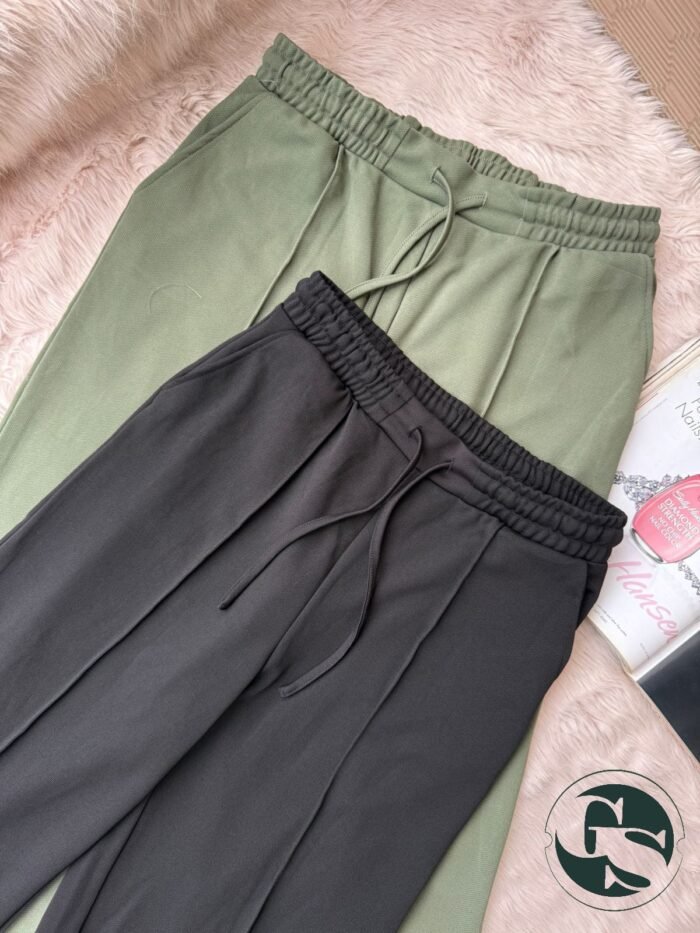 Everyday Comfort Wide-Leg Trousers