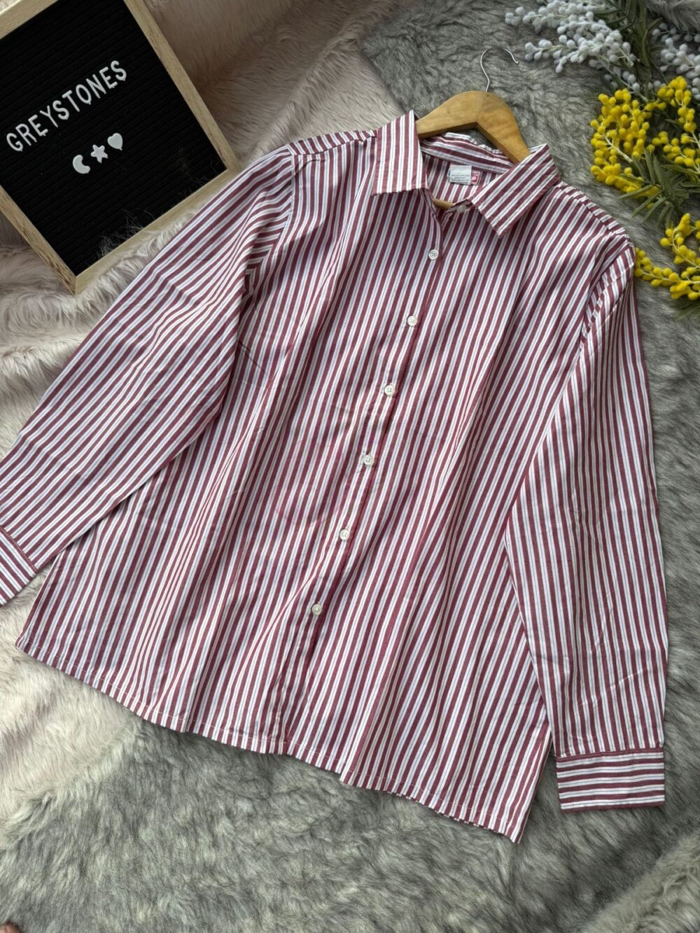 Maroon and white vertical striped cheese cotton button-down shirt