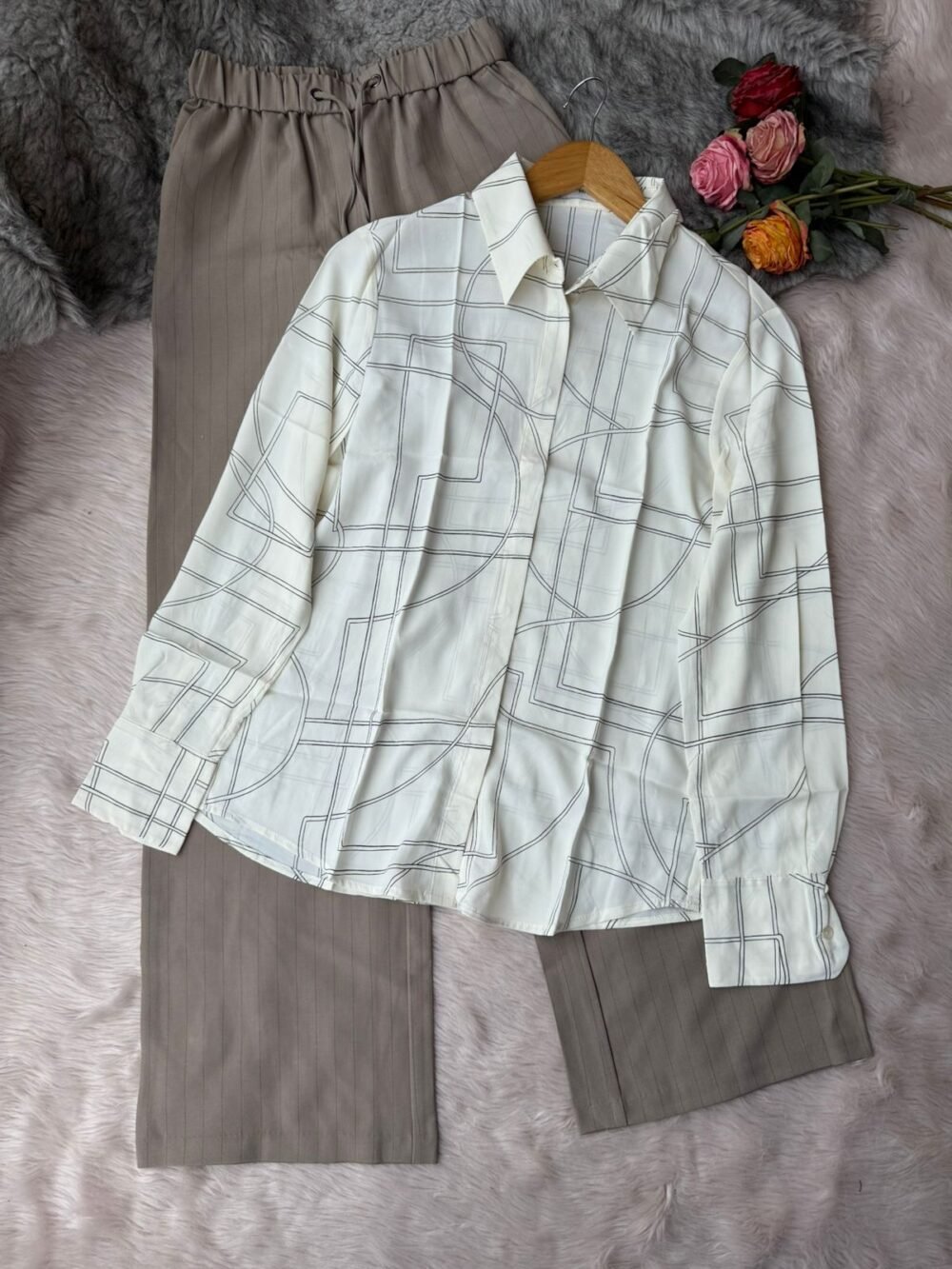 Minimalist Linear Pattern Lightweight Printed Georgette Shirts