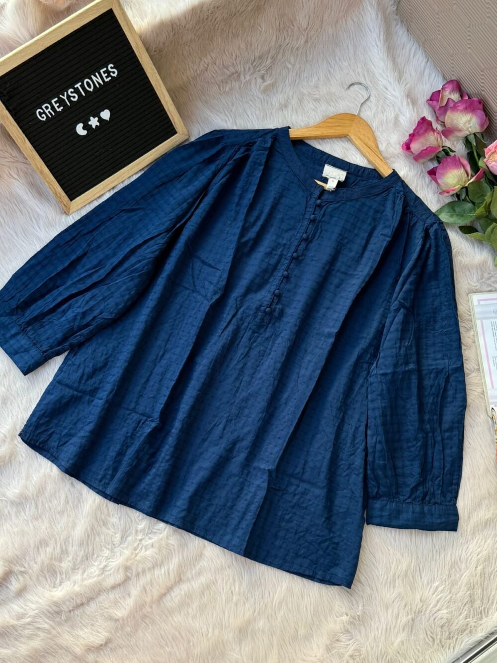Textured Buttoned-down Tops