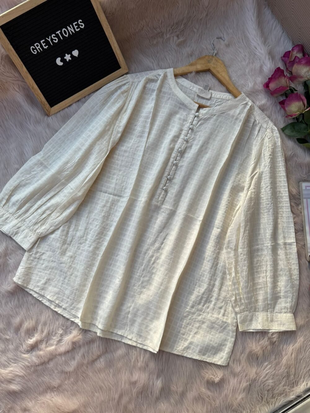 Textured Buttoned-down Tops