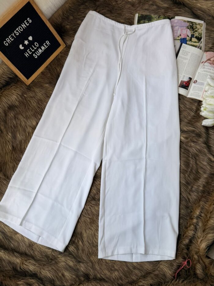 White wide leg straight pants for women with elastic waistband and drawstring