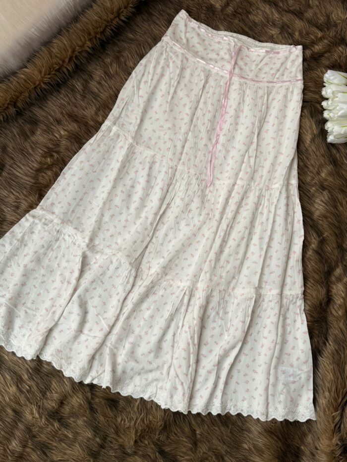 Pinteresty kawaii floral tiered long skirt with lace hem