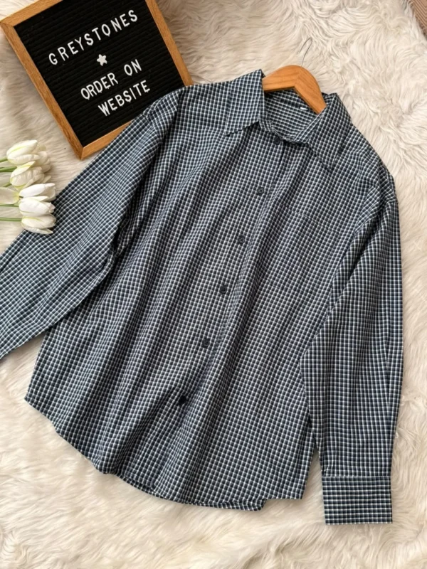 Check printed shirt