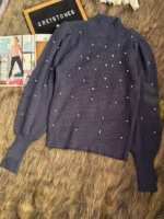 Pretty Winter Top with locked pearl