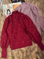 Pretty Winter Top with locked pearl